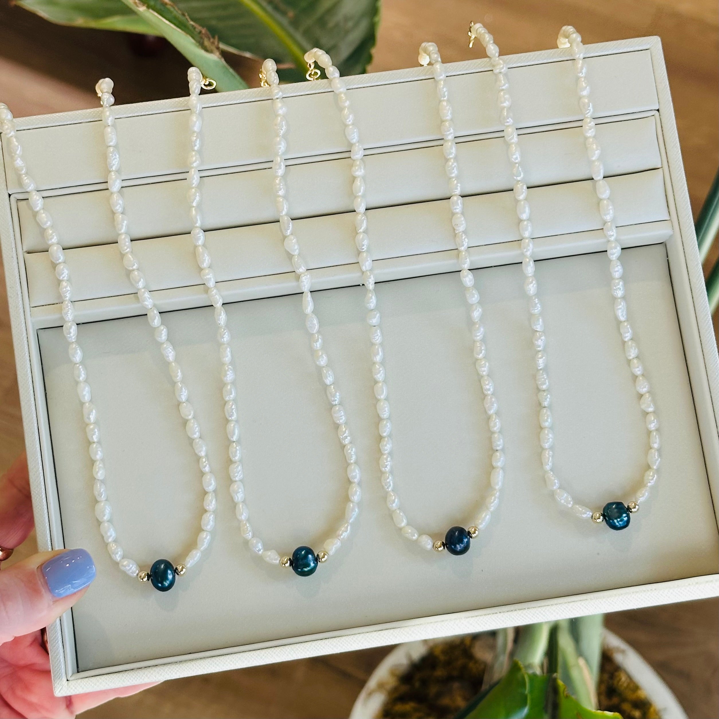 Fresh Water Pearl Beaded Choker