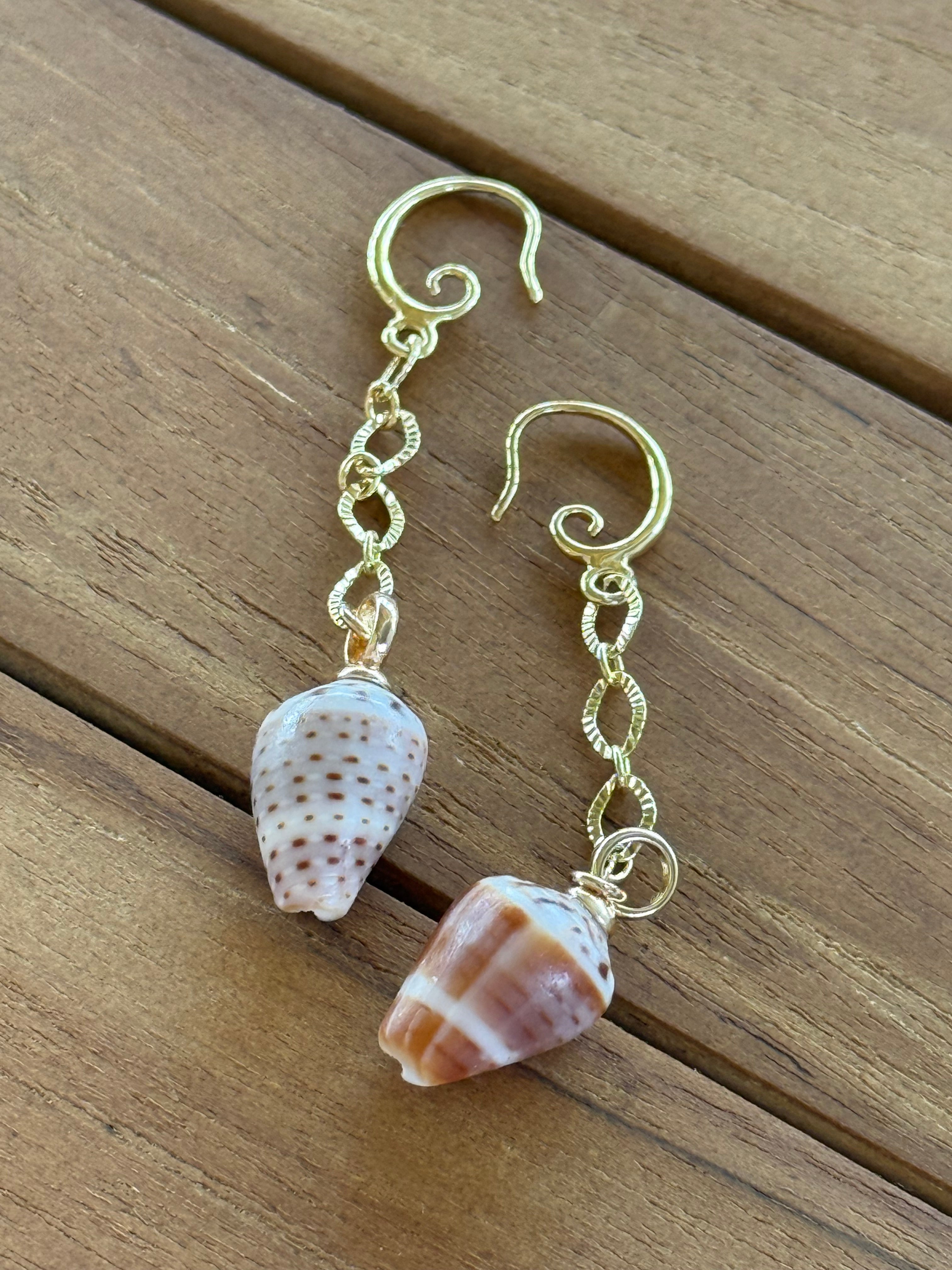 *NEW* Dangle Shell Earrings