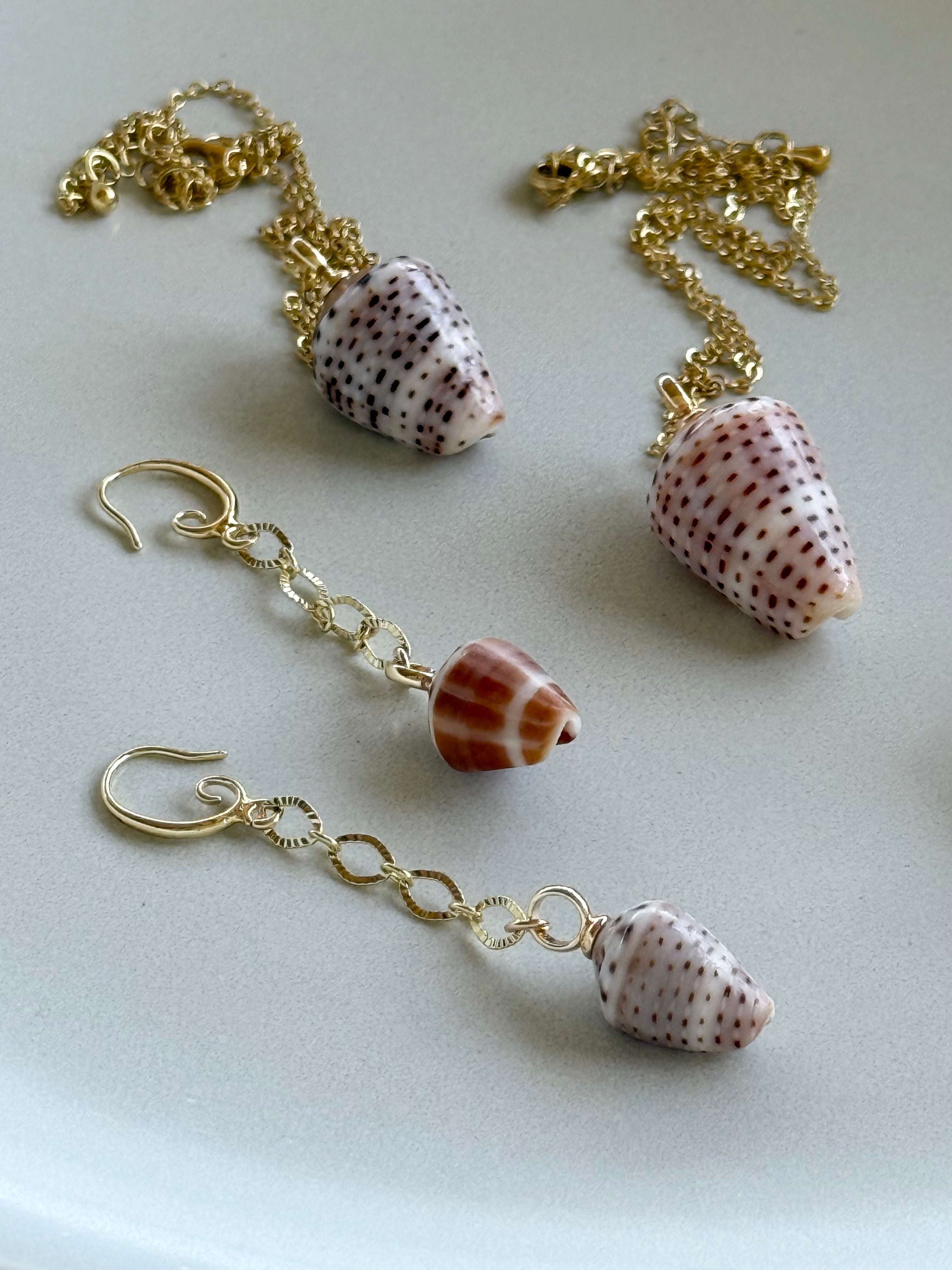 *NEW* Dangle Shell Earrings