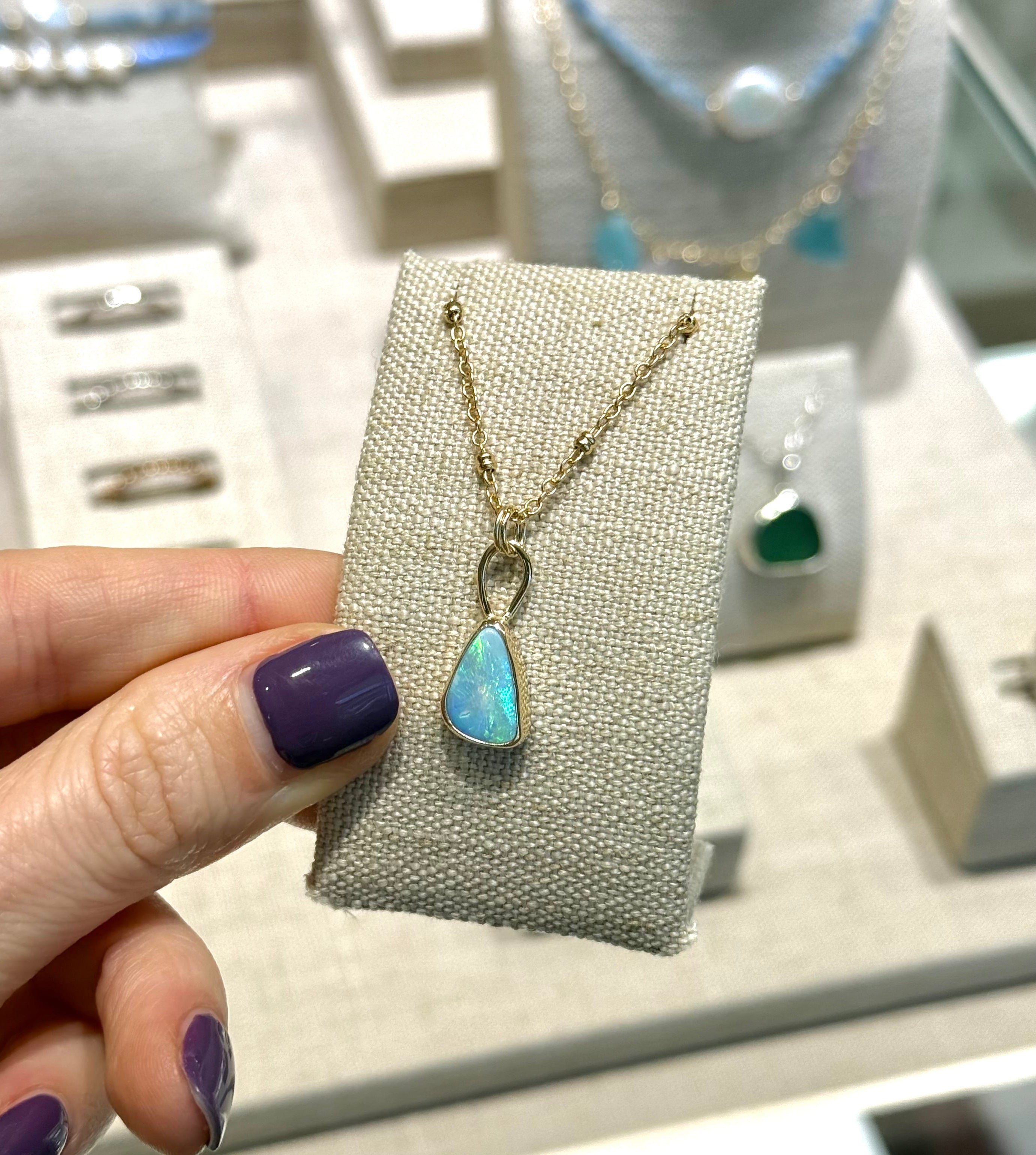 *NEW* 14K Australian Opal Necklace