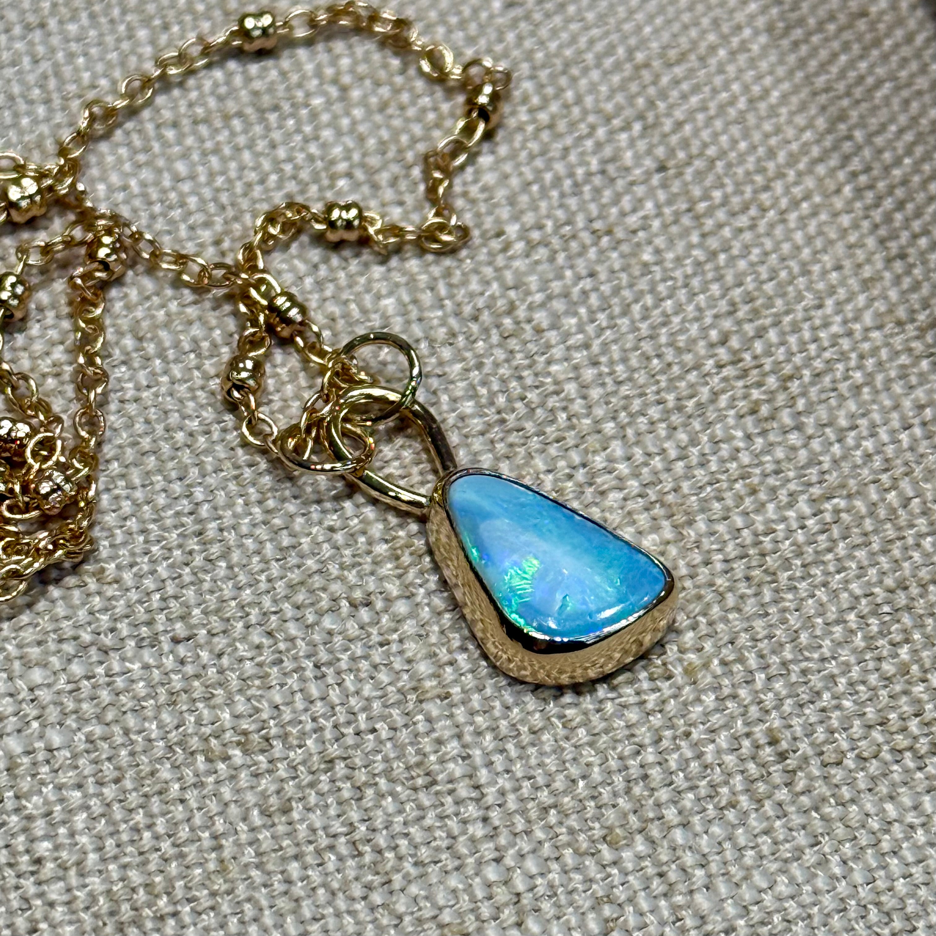 *NEW* 14K Australian Opal Necklace
